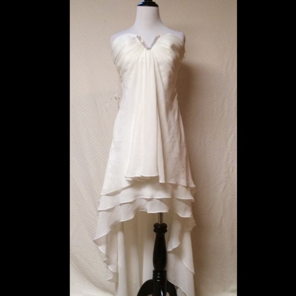 NWT JJ’s House very high quality dress size 4-5.